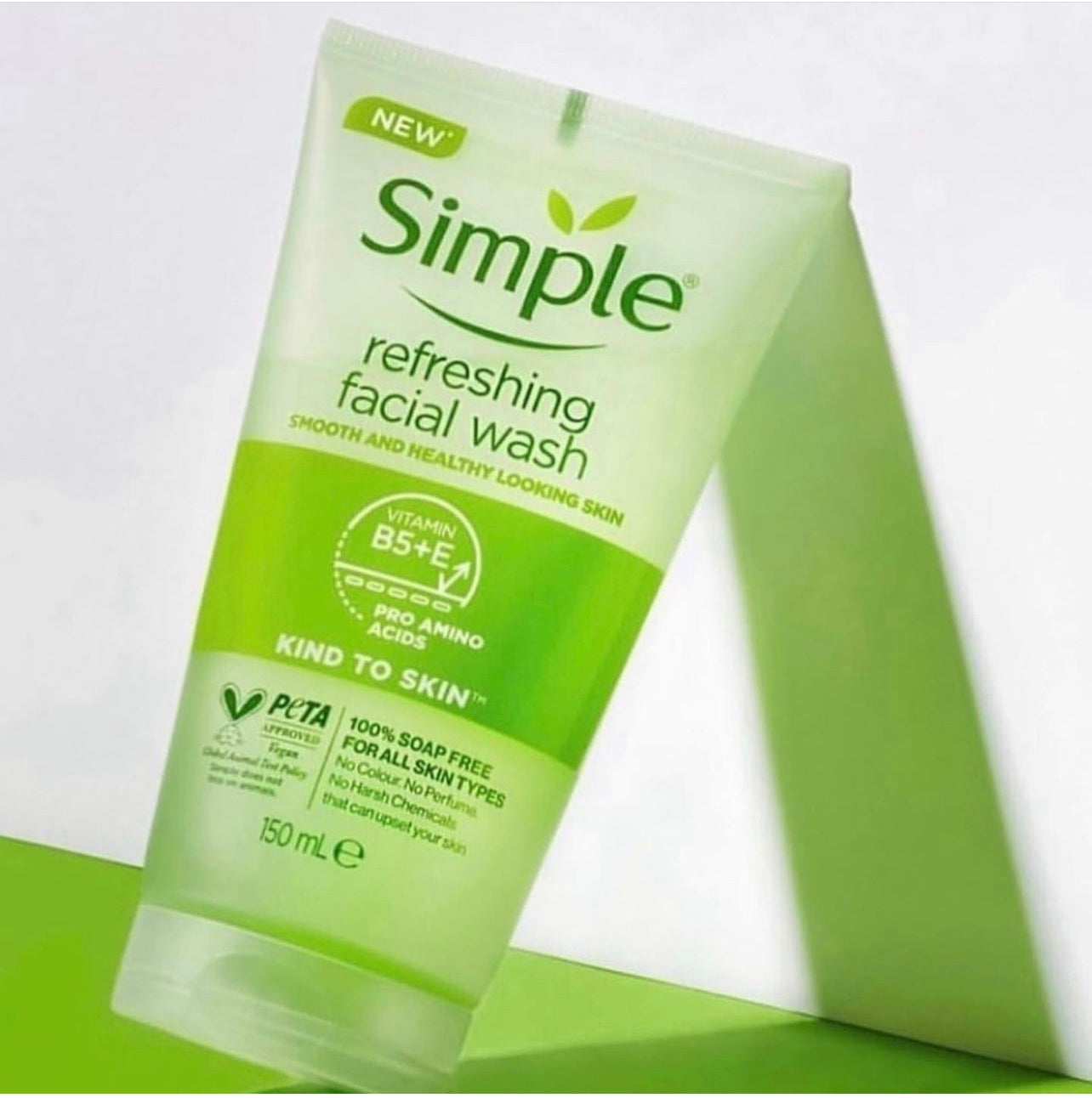 Simple Kind to Skin Refreshing Facial Wash 150ml